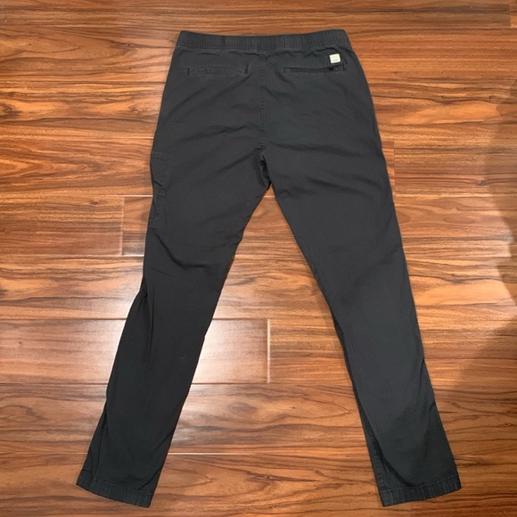 Vuori Men’s Ripstop Pants - Men’s SIZE MEDIUM - Picture 2 of 9